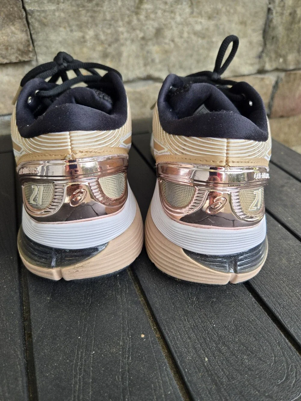ASICS Gel Nimbus 21 Rose Gold/White Women’s Size 6.5 1012A608 GUC